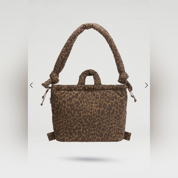 Ölend Handbags - BNWT Ölend Ona Soft Bag In Leopard